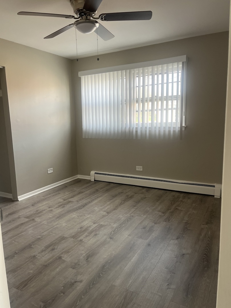 7831 Roberts Road, Unit 4 Bridgeview, IL 60455 - Photo 8 of 9