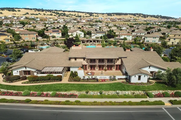 $1,175,000 | 5079 Arlington Way, El Dorado Hills, CA 95762
