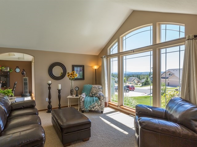901 East Westcrest Road Colbert, WA 99005 - Photo 3 of 20