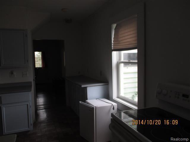 2347 Daley Road Lapeer, MI 48446 - Photo 8 of 44 IMG_0306 (Small).jpg