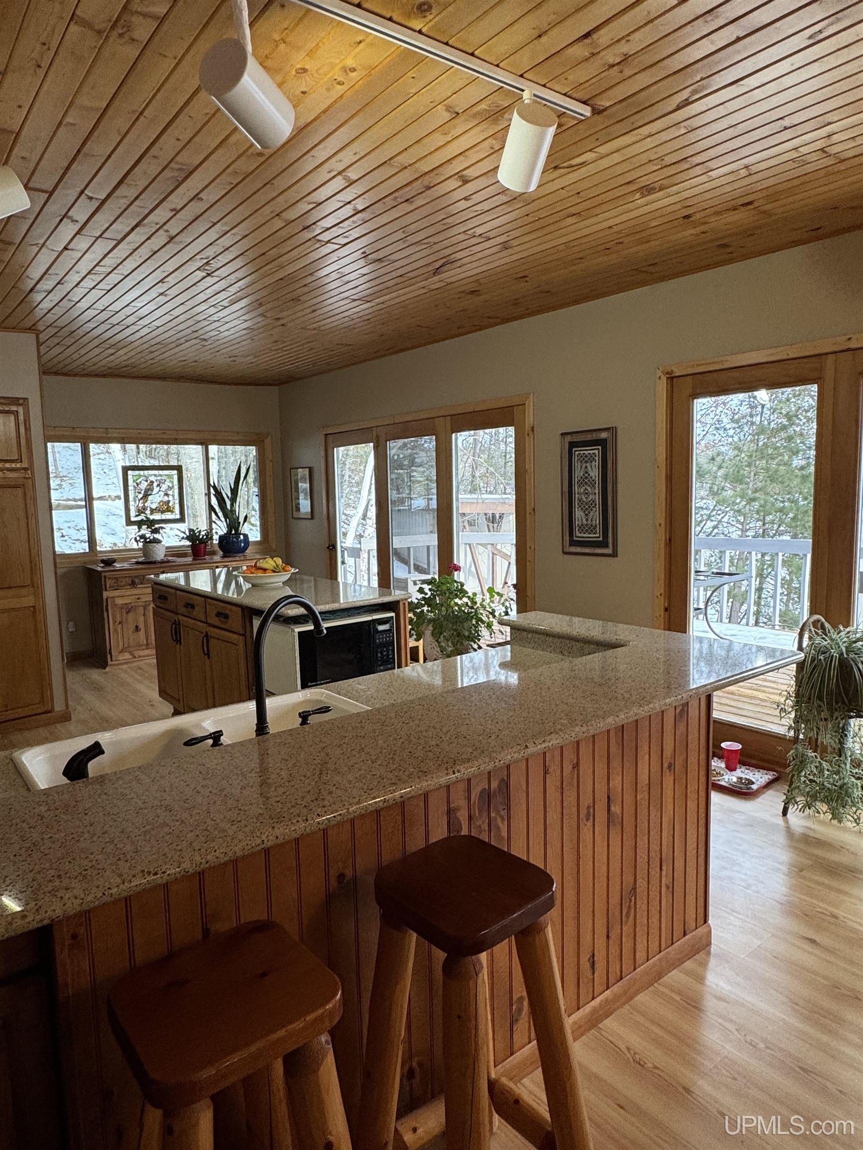 1683 Vivio Road Florence, WI 54121 - Photo 6 of 19 Gallery Image 6