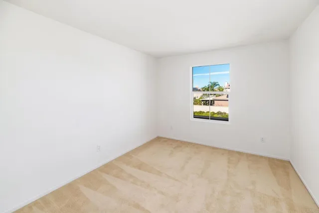 $729,999 | 32619 Cottonwood Road, Winchester, CA 92596