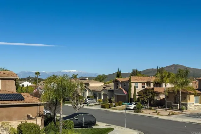 $729,999 | 32619 Cottonwood Road, Winchester, CA 92596