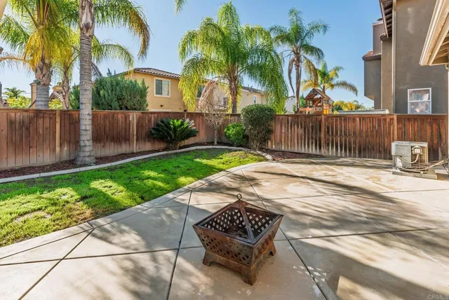 $729,999 | 32619 Cottonwood Road, Winchester, CA 92596