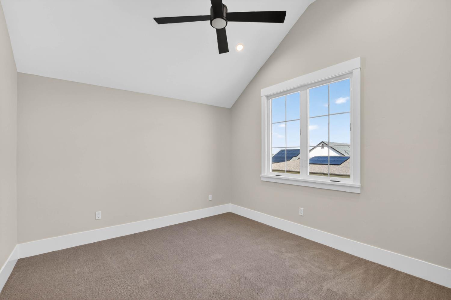 5709 Thomson Loop Davis, CA 95616 - Photo 41 of 53