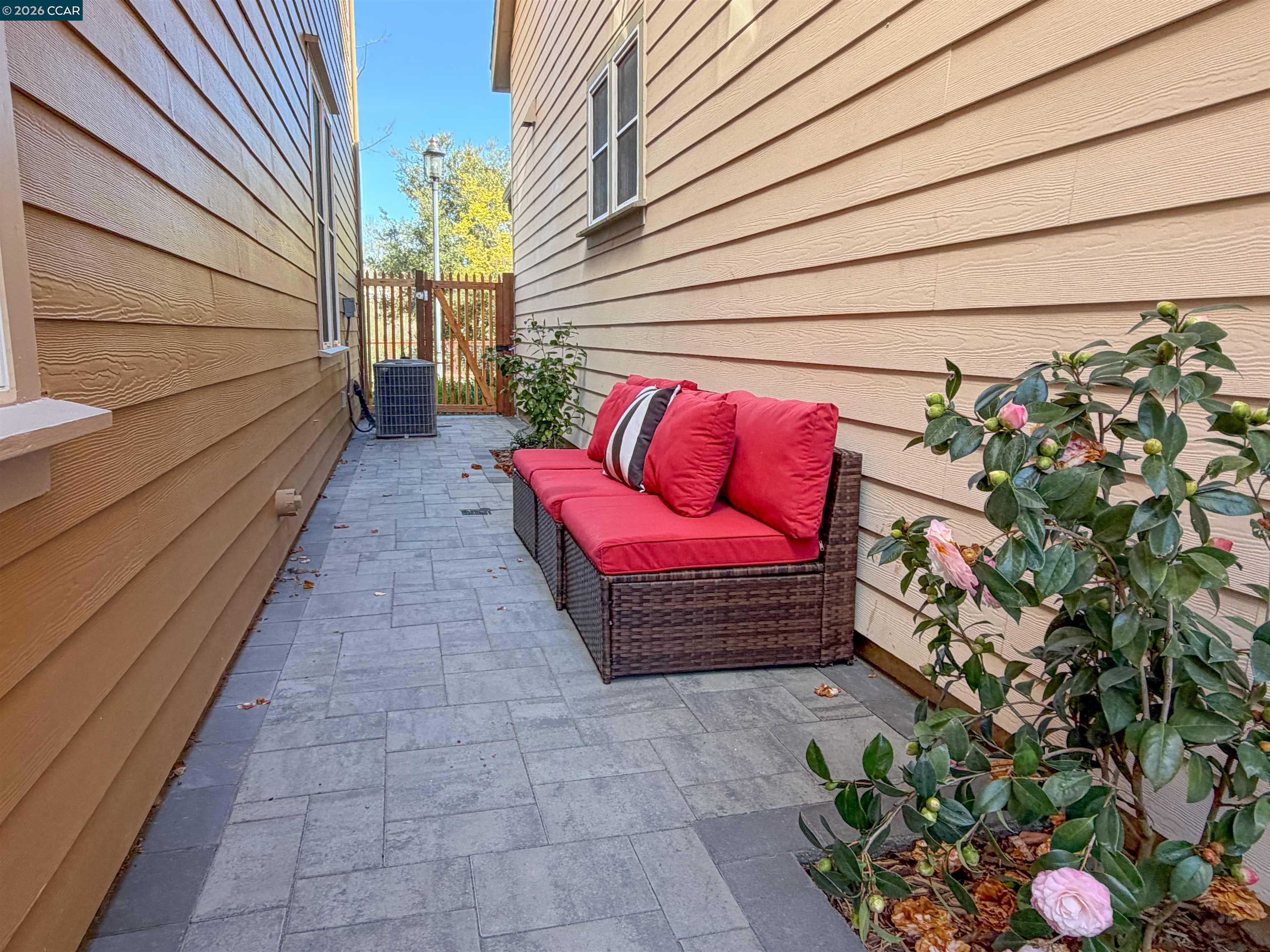 3198 South Front Street Hercules, CA 94547 - Photo 27 of 33 a outdoor space with sitting area