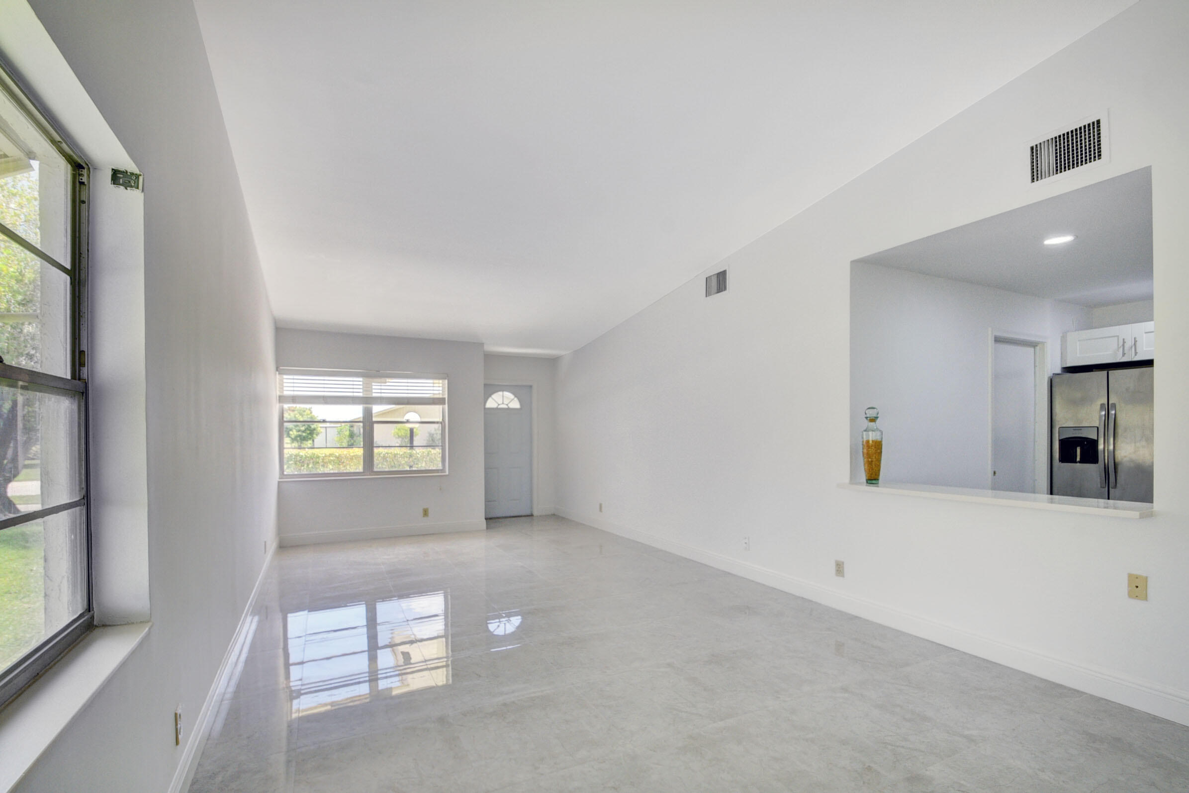 3355 Belleville Road West Palm Beach, FL 33417 - Photo 5 of 56 Living / Dining Area