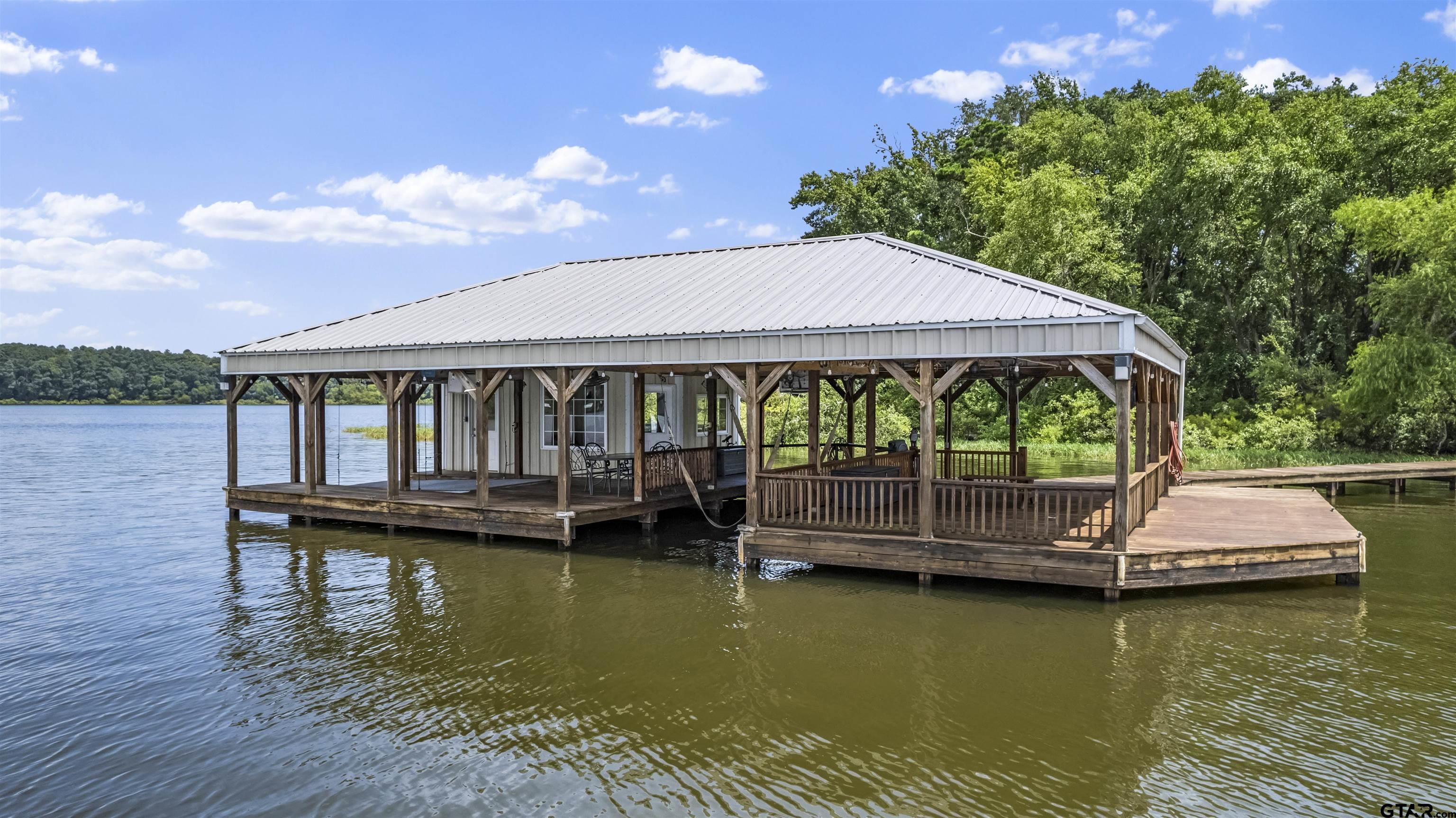 17110 Island Cove Road Arp, TX 75750 - Photo 5 of 48
