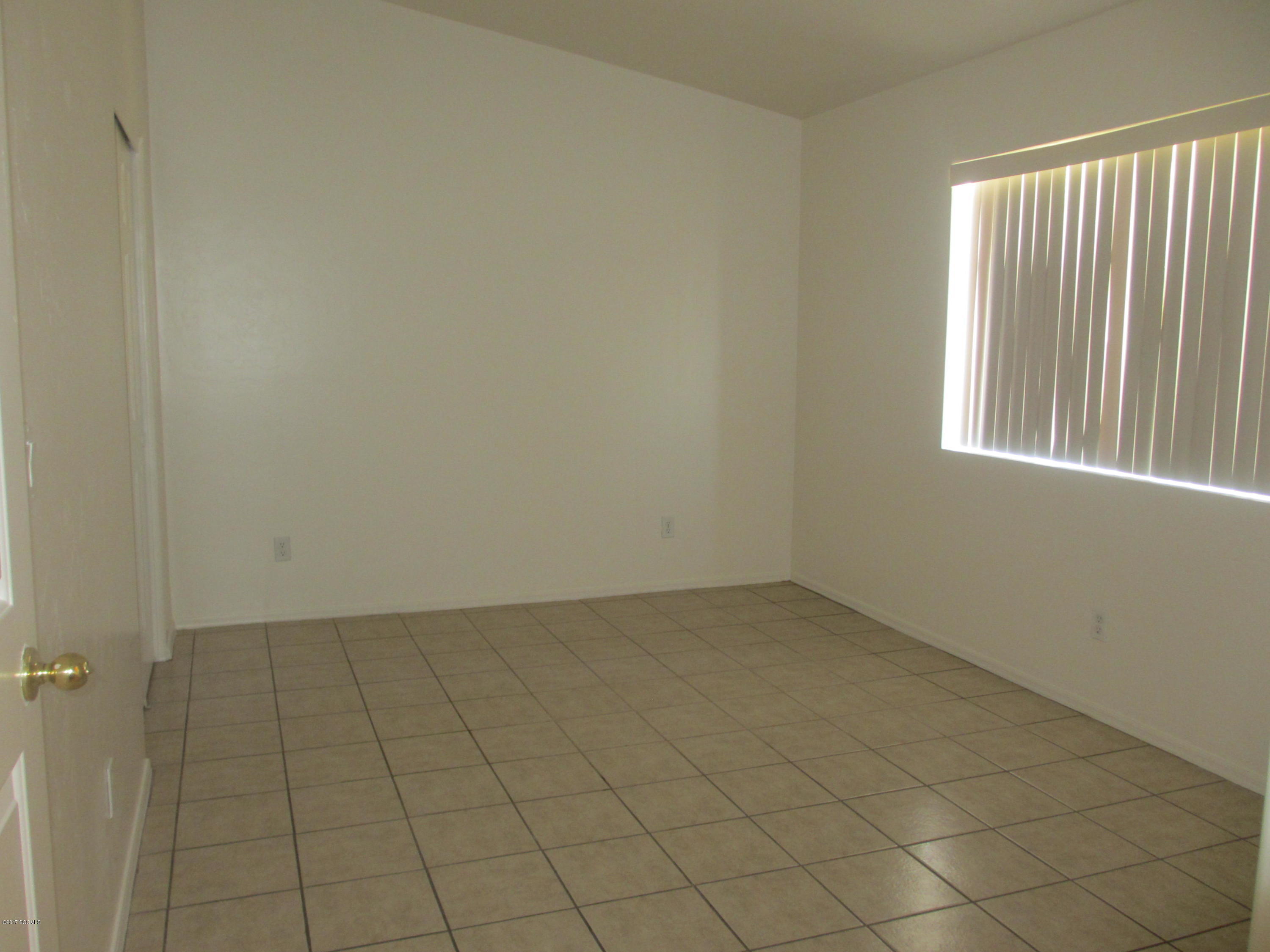 437 Camino Hombre De Oro Rio Rico, AZ 85648 - Photo 8 of 26