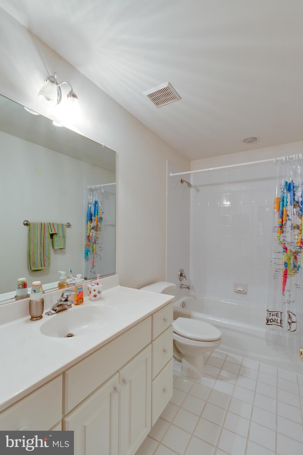 502 Roland Street Southwest Vienna, VA 22180 - Photo 23 of 30 Bath