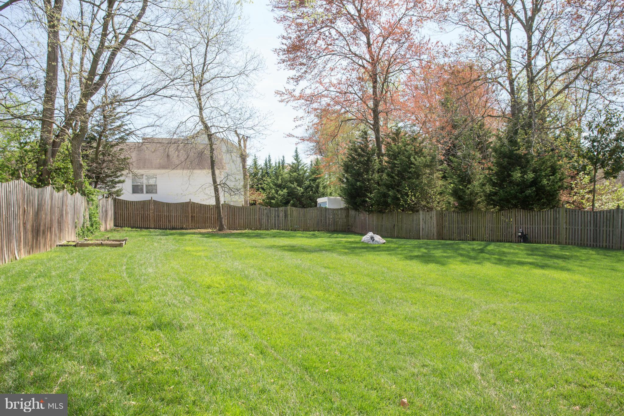 502 Roland Street Southwest Vienna, VA 22180 - Photo 29 of 30 Exterior (Rear)