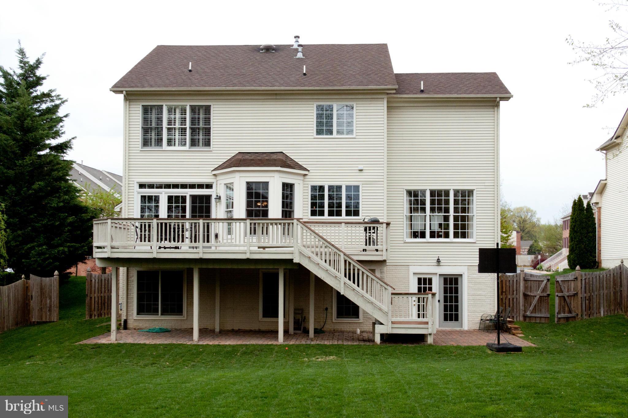 502 Roland Street Southwest Vienna, VA 22180 - Photo 30 of 30 Exterior (Rear)