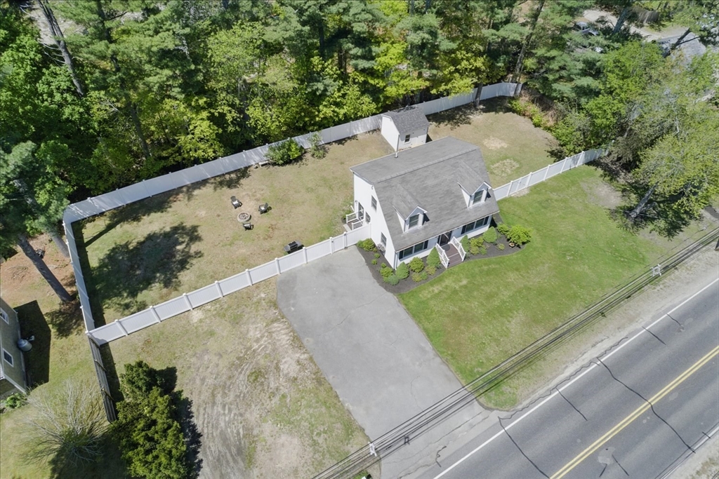 619 Federal Furnace Road Plymouth, MA 02360 - Photo 4 of 37 Gallery Image 4