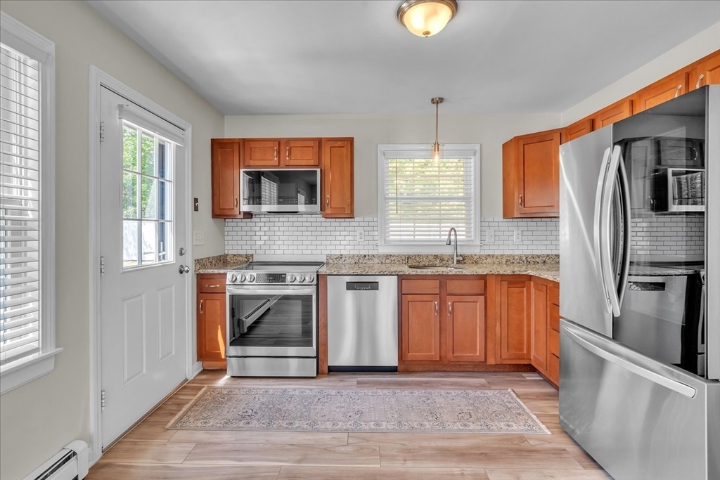 619 Federal Furnace Road Plymouth, MA 02360 - Photo 8 of 37 Gallery Image 8