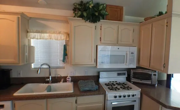 $163,500 | 84136 Ave 44, Unit 496, Indio, CA 92203