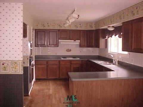 476 Tanglewood Drive Rochester, MI 48309 - Photo 6 of 12 603677-5.JPG