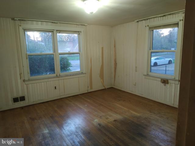 7203 Adelphi Road College Park, MD 20740 - Photo 7 of 14 bedroom2