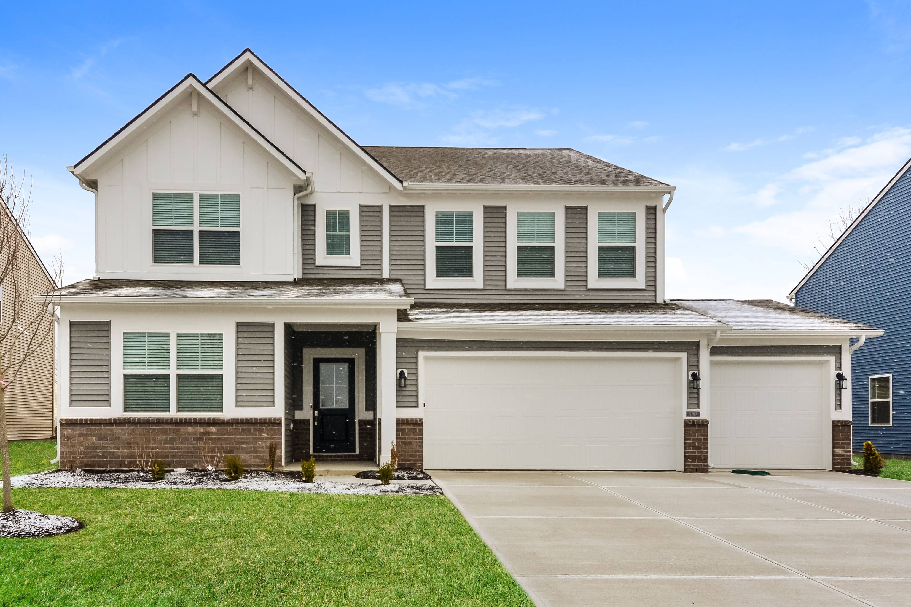 9198 Larson Drive Pendleton, IN 46064 - Photo 1 of 17