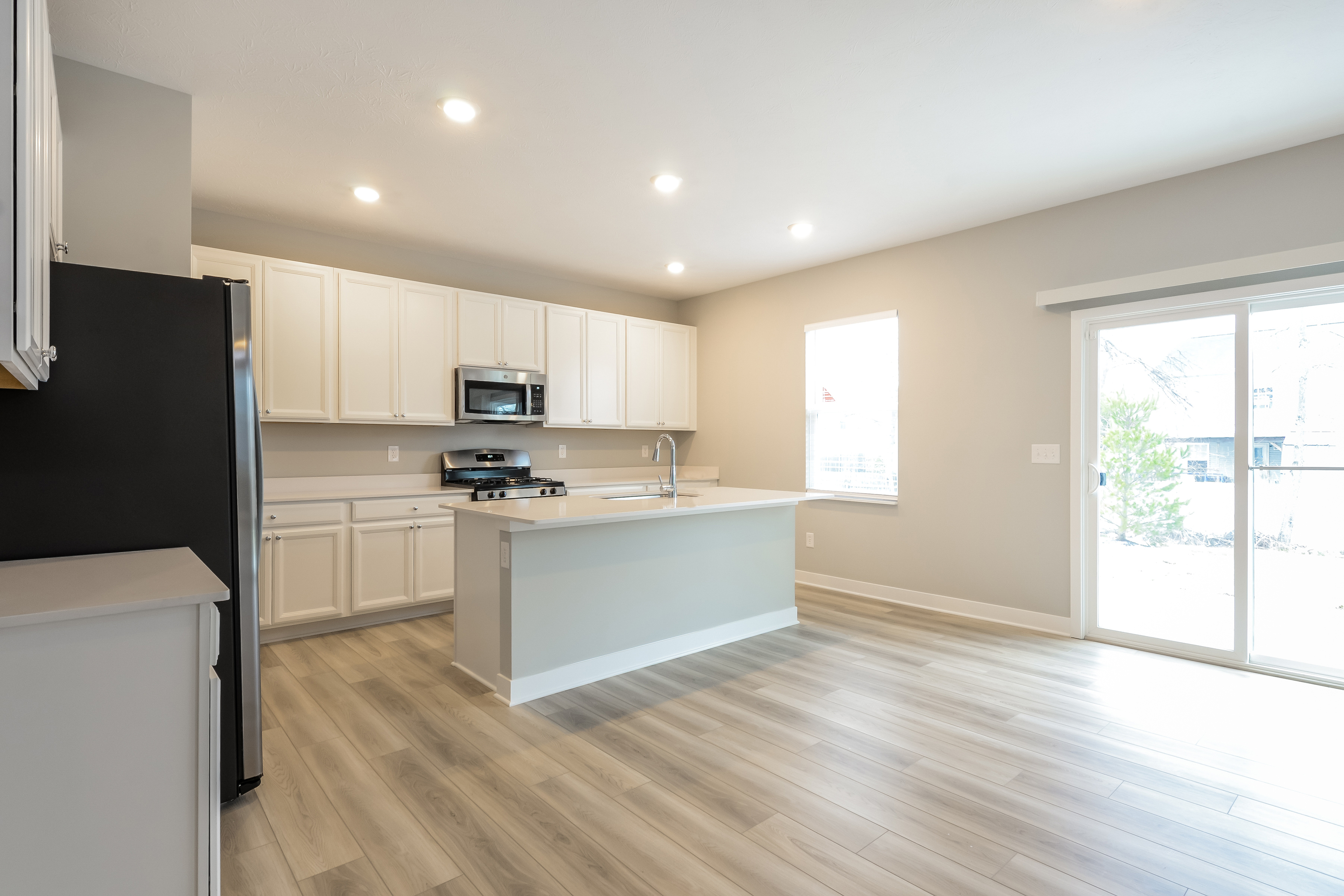 9198 Larson Drive Pendleton, IN 46064 - Photo 6 of 17