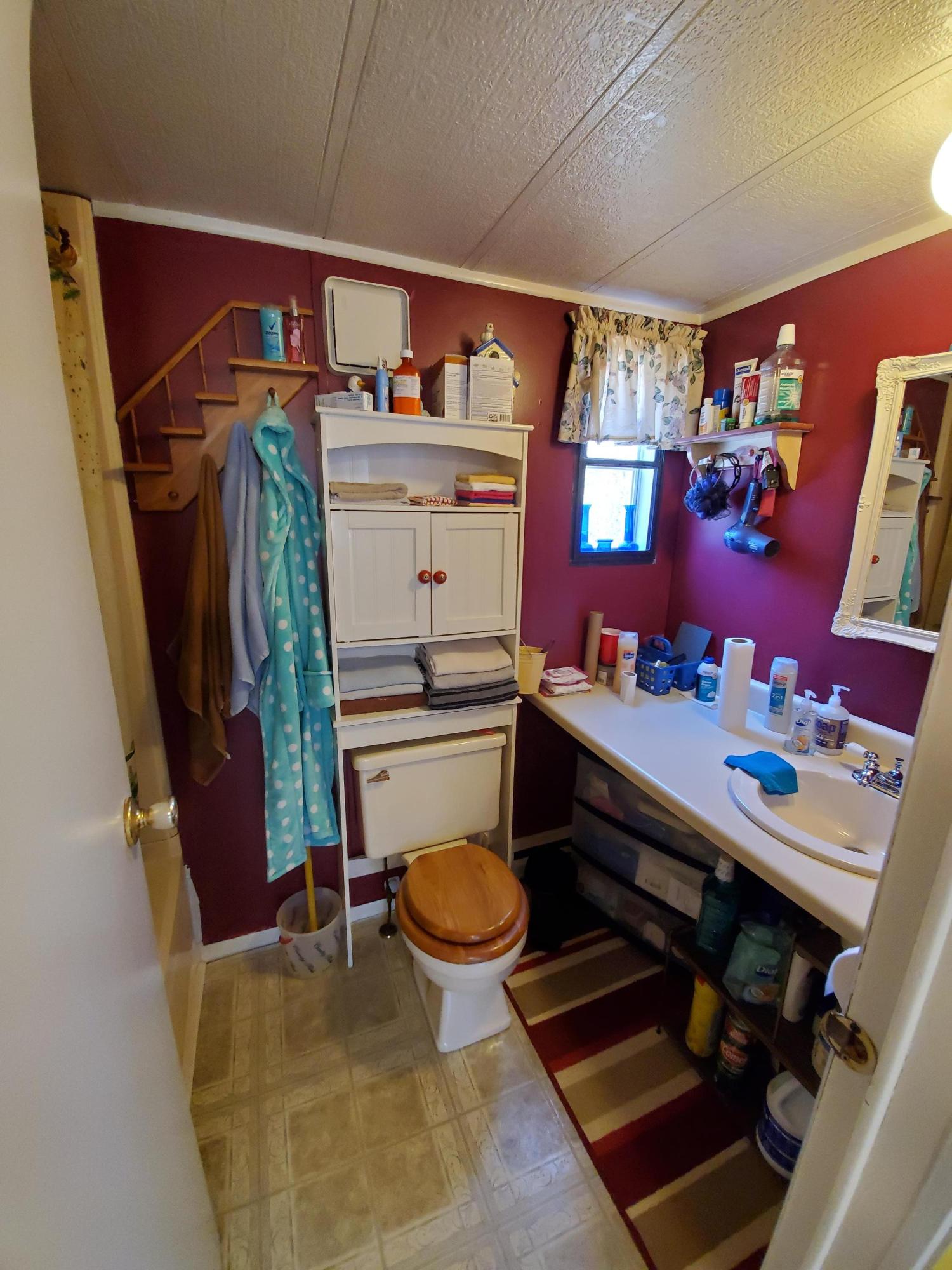 360 Half Township Road Lincoln, ME 04457 - Photo 10 of 36 Main full bath