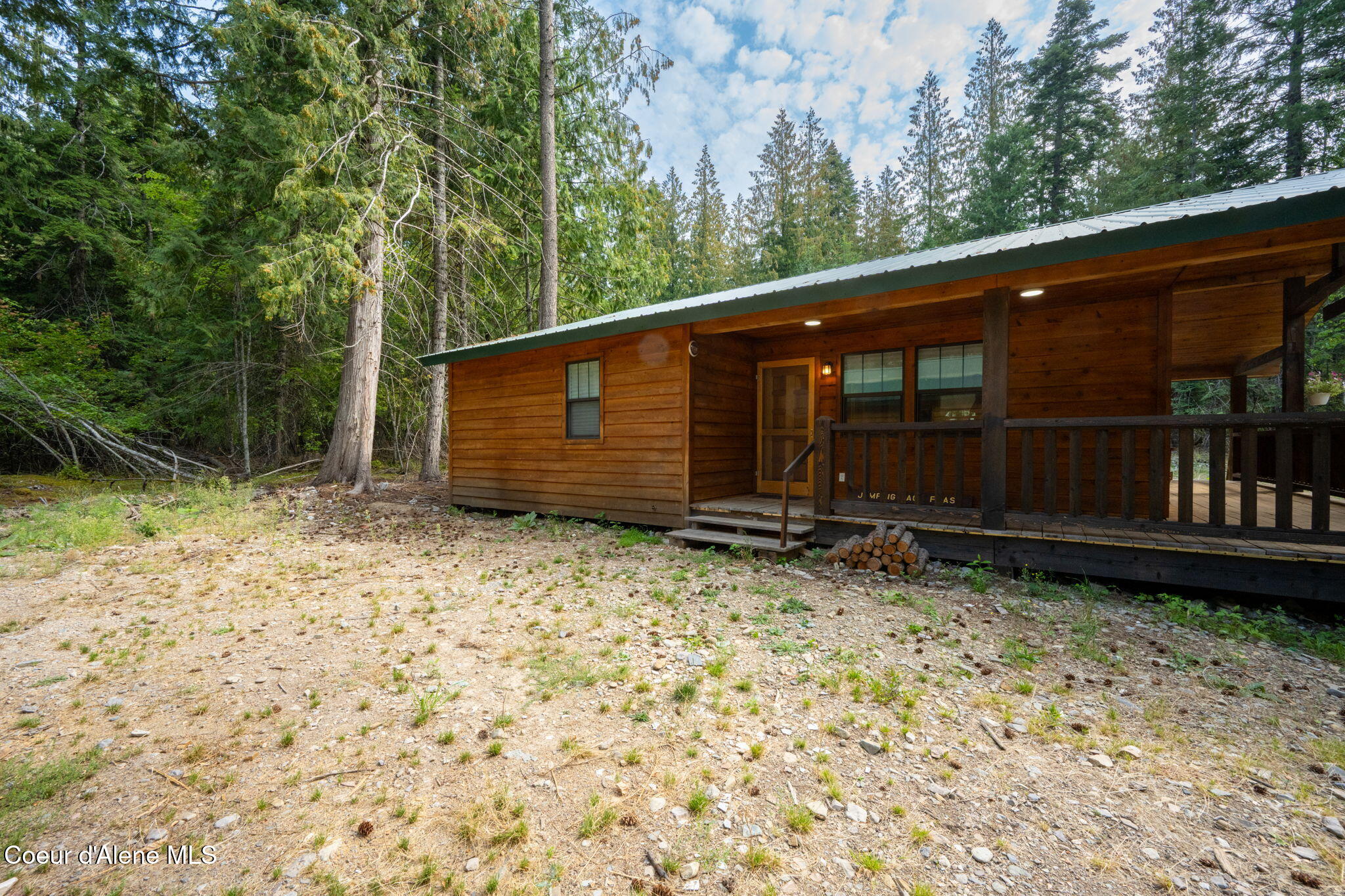 109 East Kamloop Avenue Clark Fork, ID 83811 - Photo 24 of 25 25-web-or-mls-DSC_9969