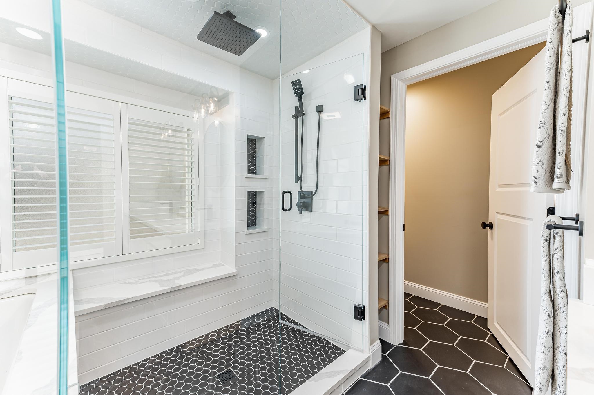 1312 North Covington Circle Wichita, KS 67212 - Photo 14 of 36