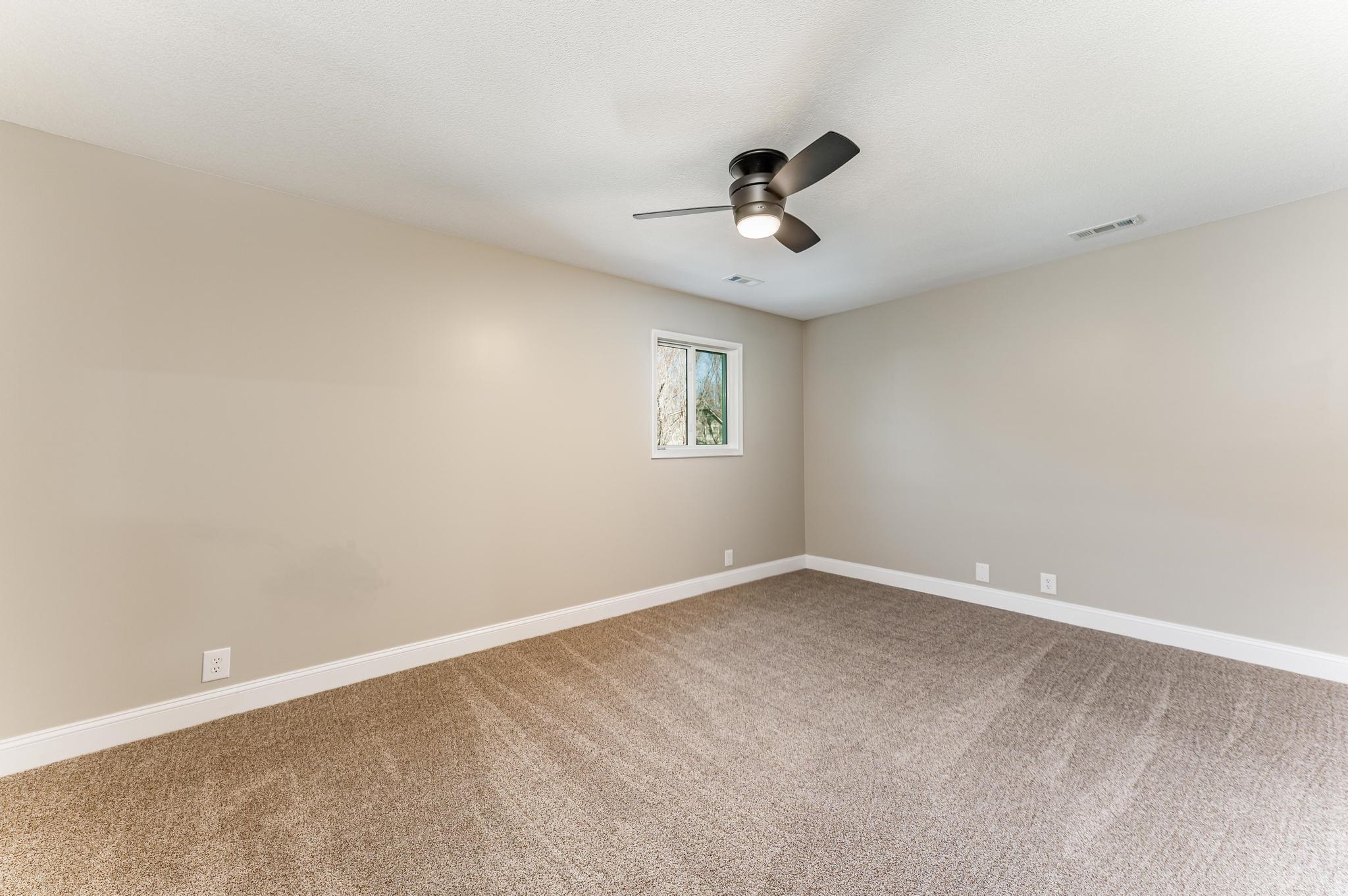 1312 North Covington Circle Wichita, KS 67212 - Photo 18 of 36