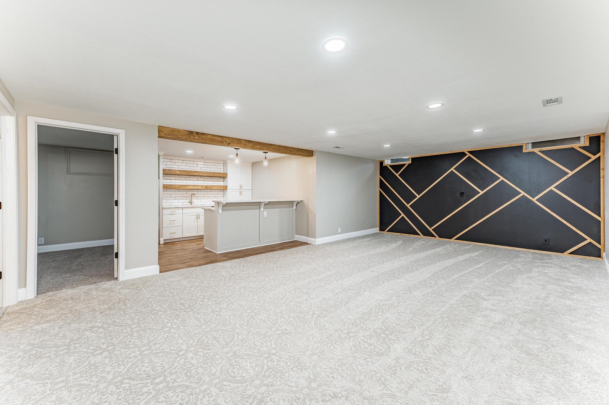 1312 North Covington Circle Wichita, KS 67212 - Photo 22 of 36