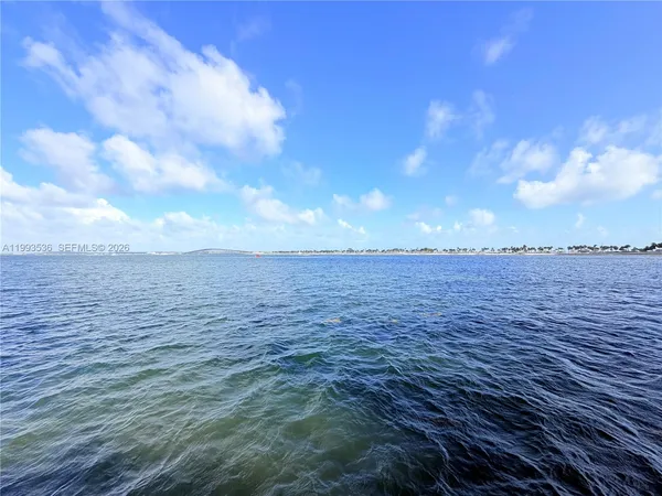 $4,400 | 2333 Brickell Avenue, Unit 1407, Miami, FL 33129