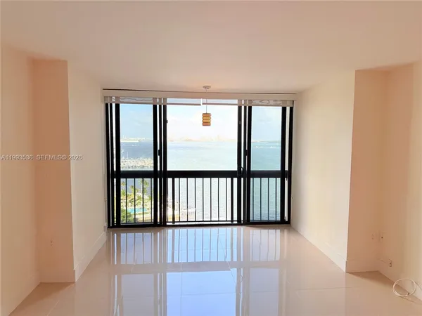 $4,400 | 2333 Brickell Avenue, Unit 1407, Miami, FL 33129