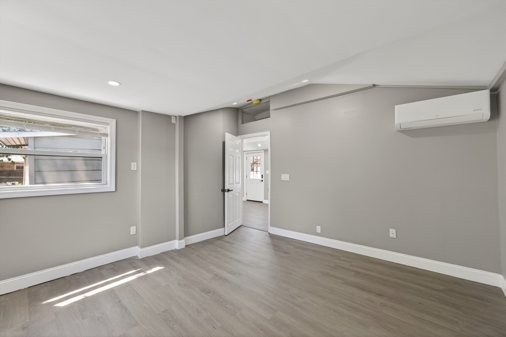 370 Pleasant Street Pawtucket, RI 02860 - Photo 14 of 21