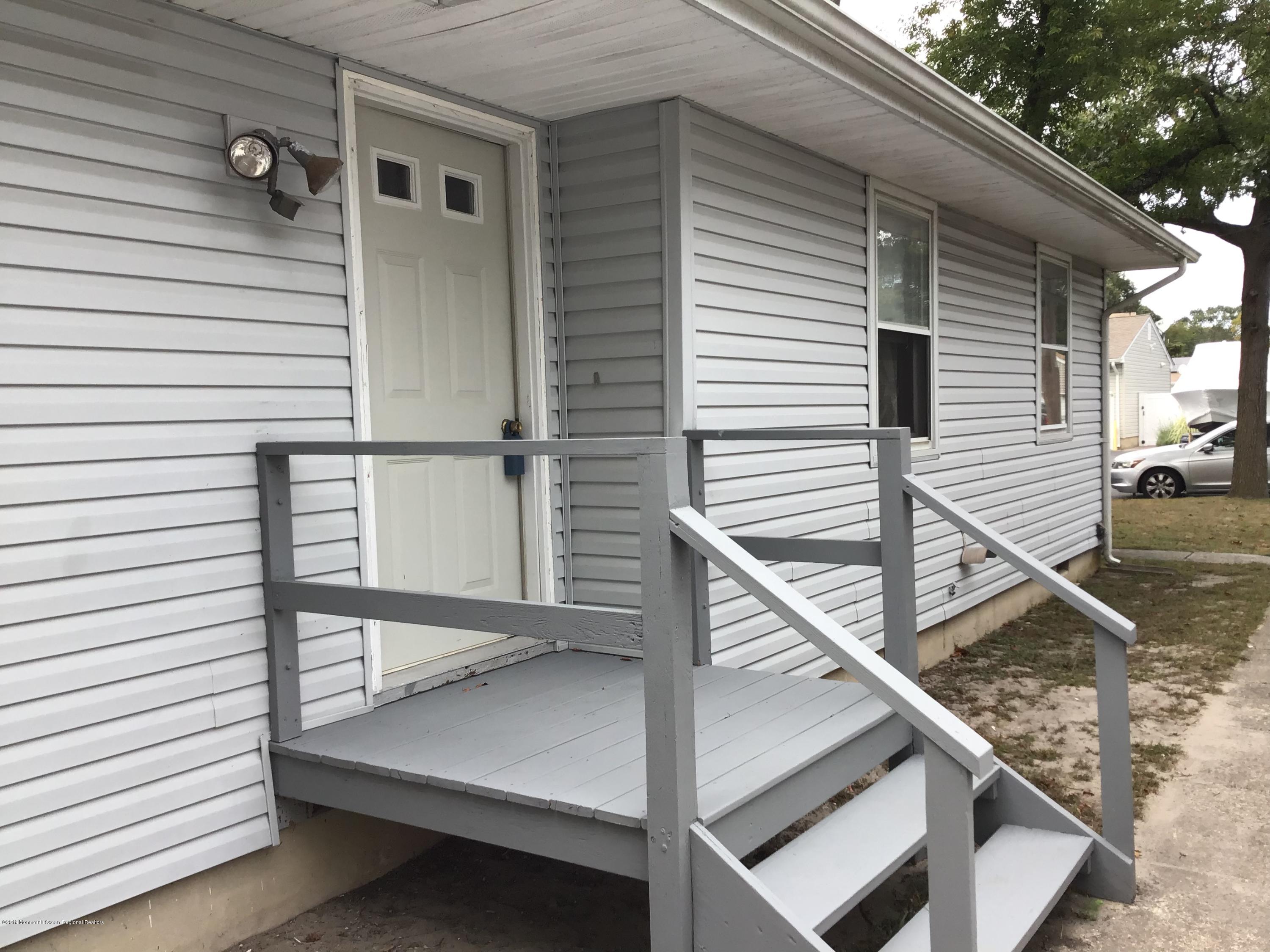 2226 Wilson Road Point Pleasant, NJ 08742 - Photo 2 of 17 EC0217C8-C16F-4478-B3DE-666DF5EDDFFF