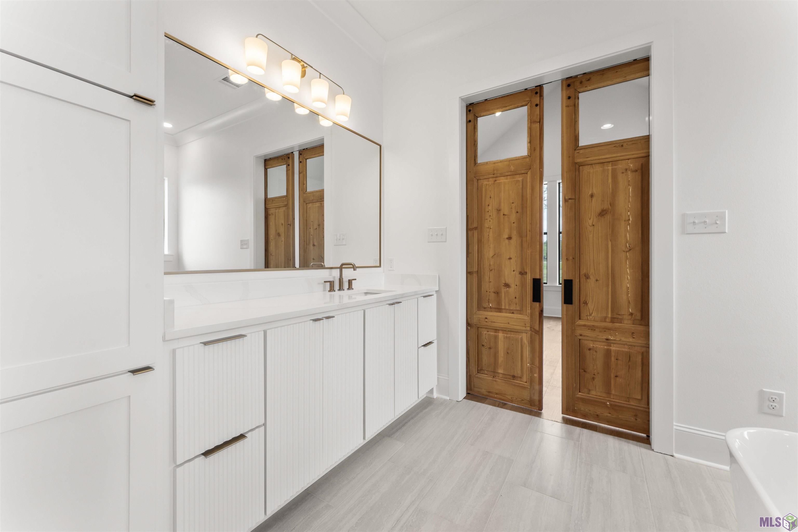 9053 Hillon Hood Road Denham Springs, LA 70726 - Photo 25 of 51