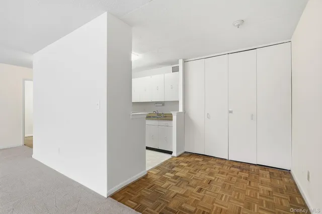 $345,000 | 400 High Point Drive, Unit 408, Hartsdale, NY 10530