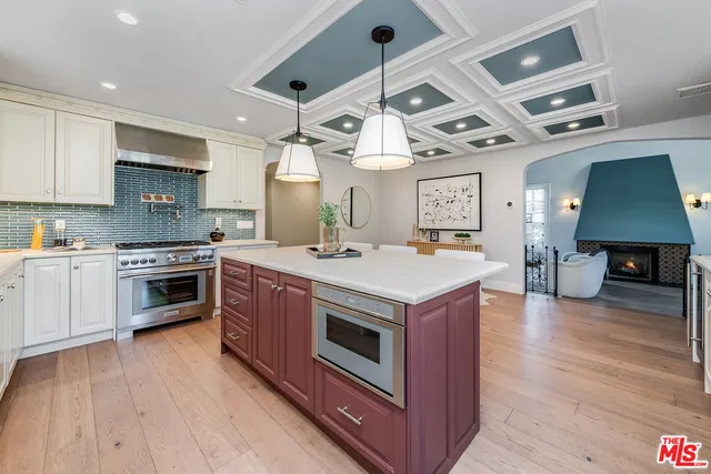 $3,095,000 | 4359 Clybourn Avenue, Toluca Lake, CA 91602