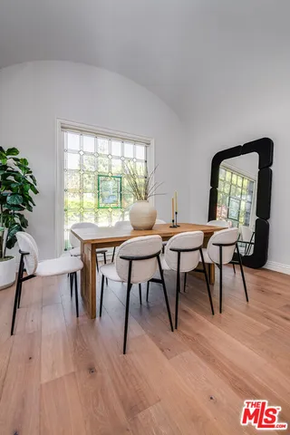 $3,095,000 | 4359 Clybourn Avenue, Toluca Lake, CA 91602