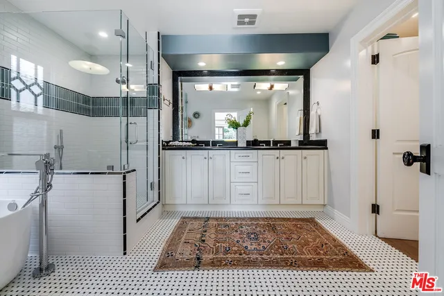 $3,095,000 | 4359 Clybourn Avenue, Toluca Lake, CA 91602