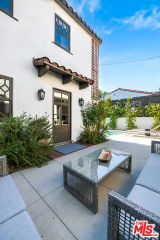 $3,095,000 | 4359 Clybourn Avenue, Toluca Lake, CA 91602