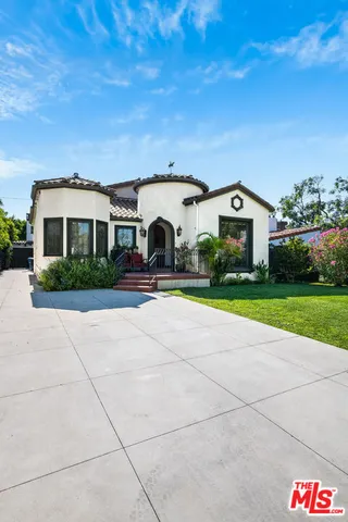 $3,095,000 | 4359 Clybourn Avenue, Toluca Lake, CA 91602