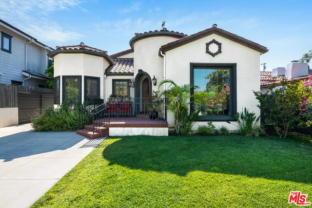 $3,095,000 | 4359 Clybourn Avenue, Toluca Lake, CA 91602