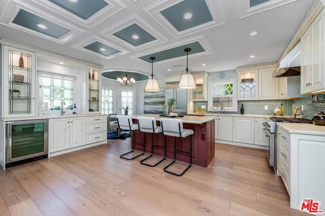 $3,095,000 | 4359 Clybourn Avenue, Toluca Lake, CA 91602