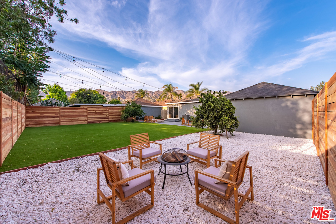 2223 North Keystone Street Burbank, CA 91504 - Photo 15 of 17 a view of yard with seating area and green space