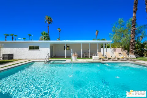 $840,000 | 2405 East Francis Drive, Palm Springs, CA 92262
