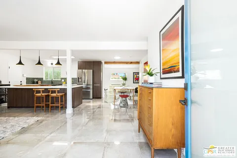 $840,000 | 2405 East Francis Drive, Palm Springs, CA 92262