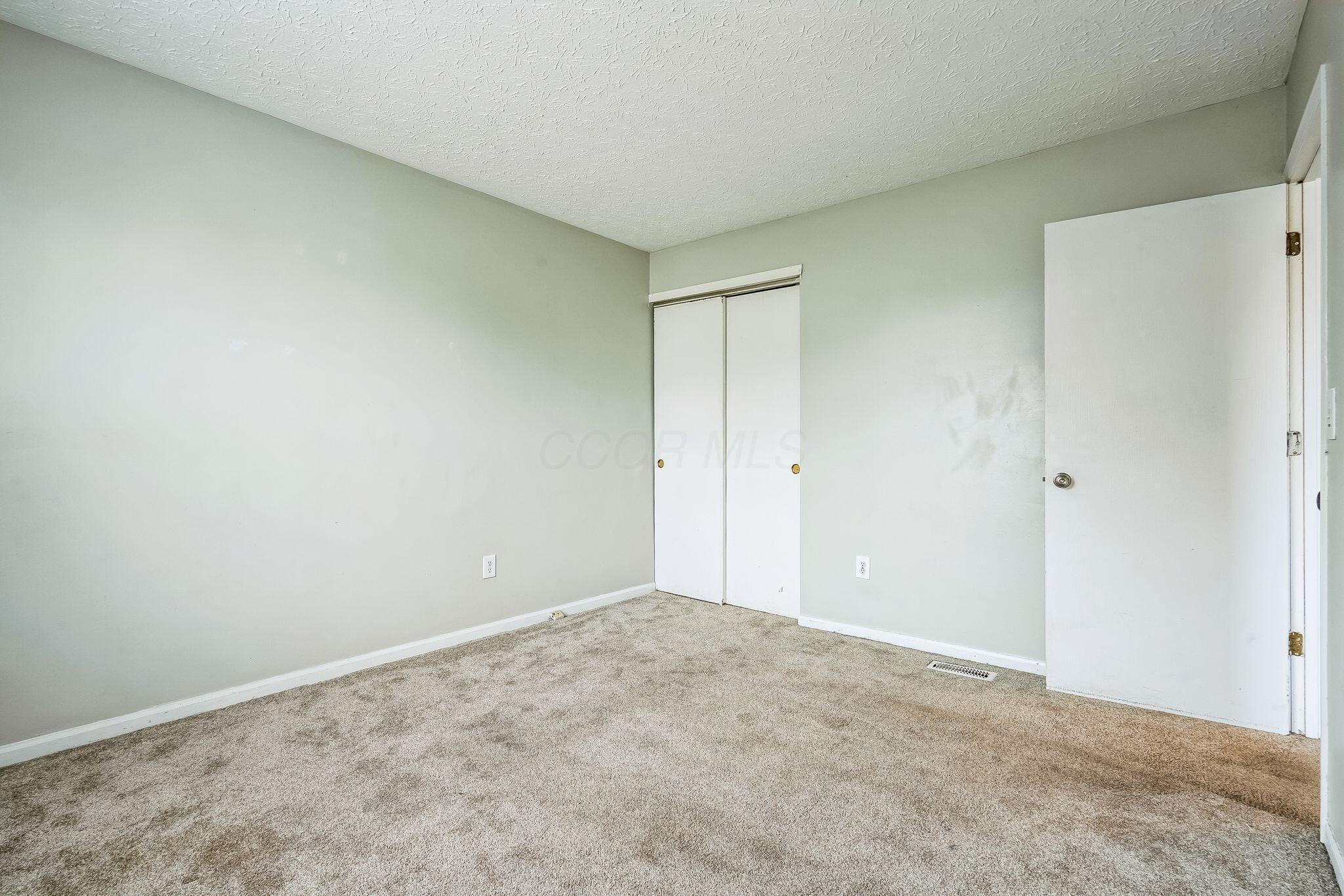 2789 Raphael Drive Columbus, OH 43232 - Photo 21 of 30 2789_Raphael_Dr_Columbus_OH_43232_USA-Ot