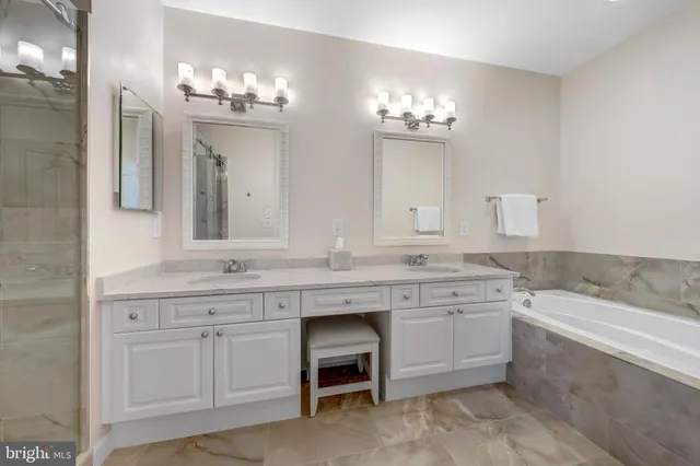 $1,125,000 | 1916 Logan Manor Drive, Reston, VA 20190