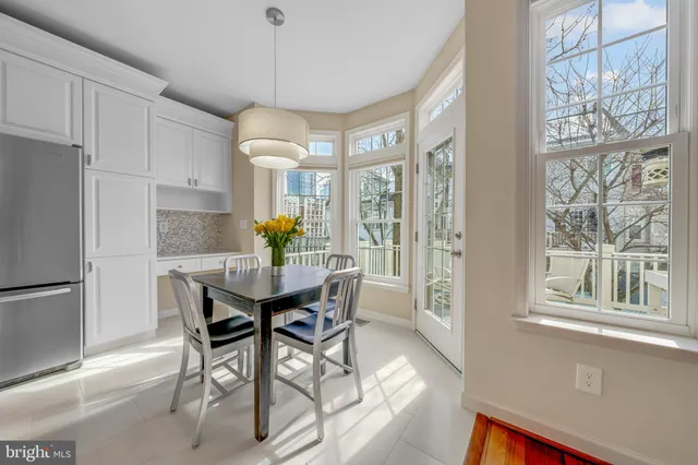 $1,125,000 | 1916 Logan Manor Drive, Reston, VA 20190