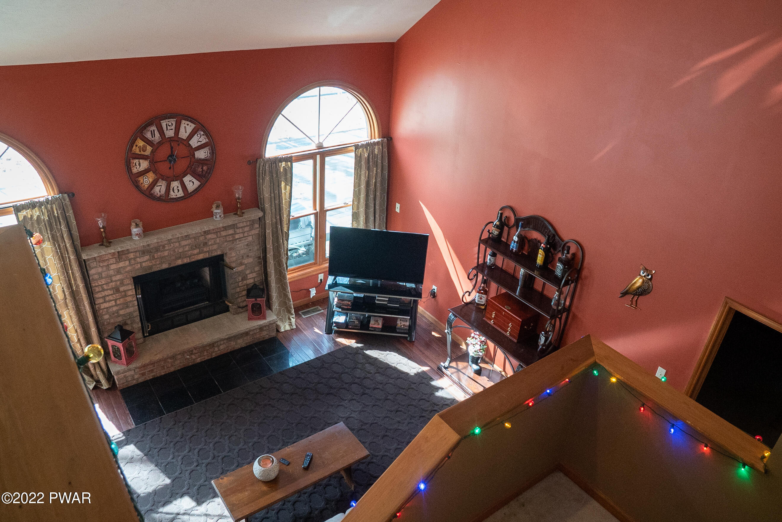 408 Maple Ridge Drive Hawley, PA 18428 - Photo 8 of 38 Living