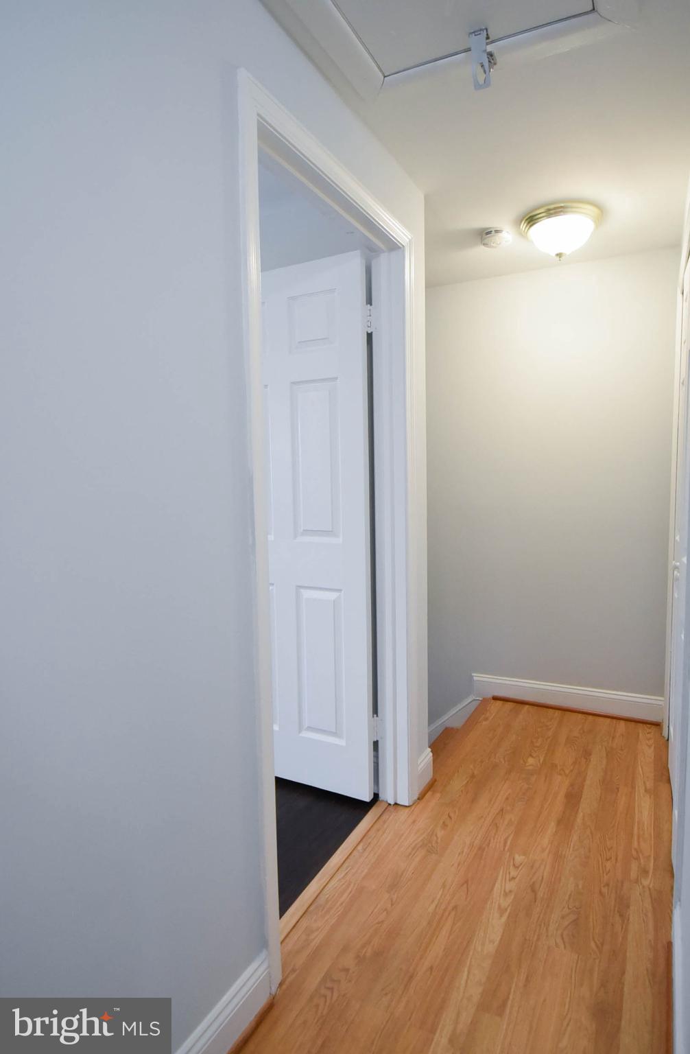 12105 Pheasant Run Drive Laurel, MD 20708 - Photo 23 of 26 Hallway