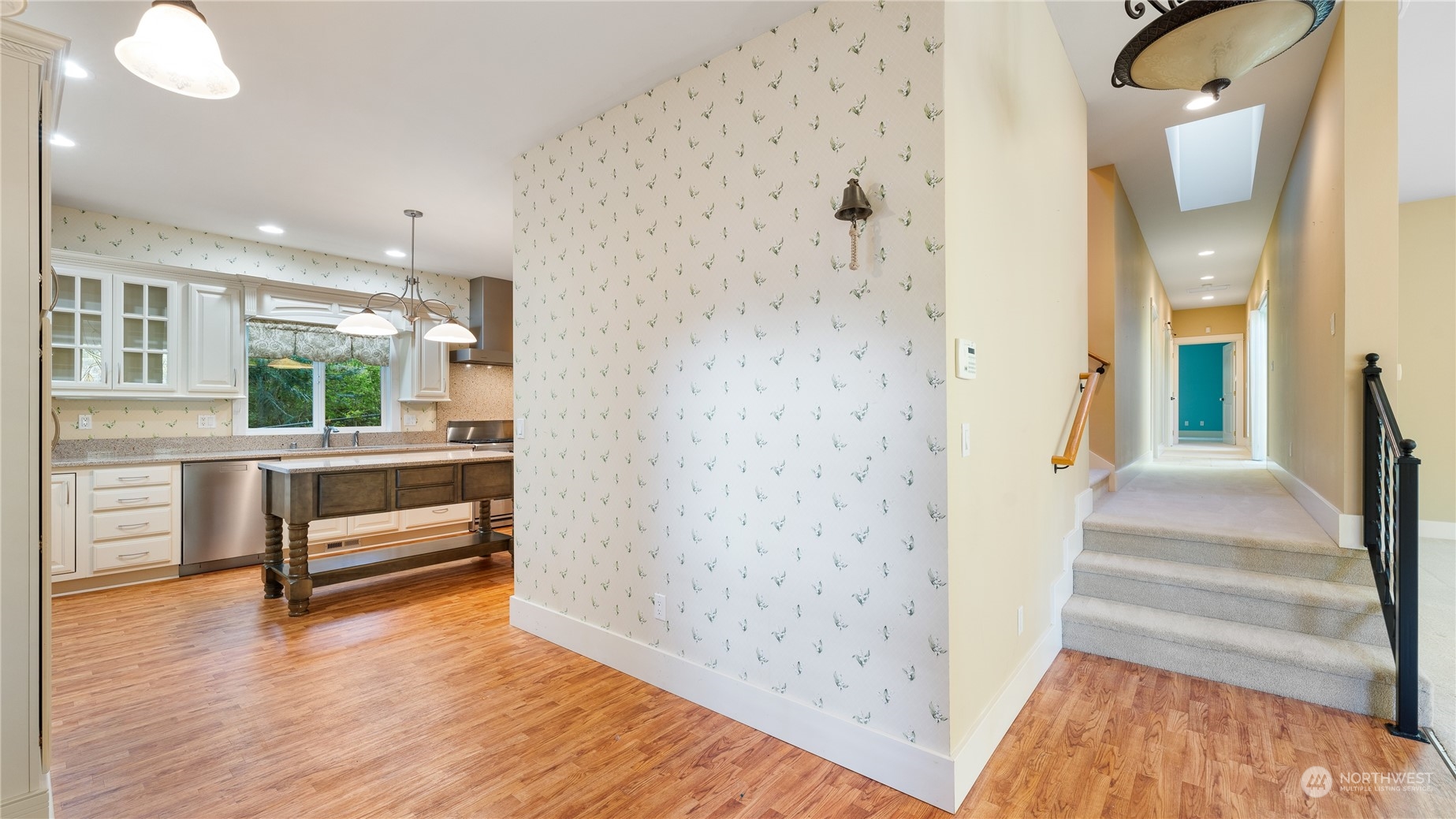 13204 Satterlee Road Anacortes, WA 98221 - Photo 7 of 40 Gallery Image 7